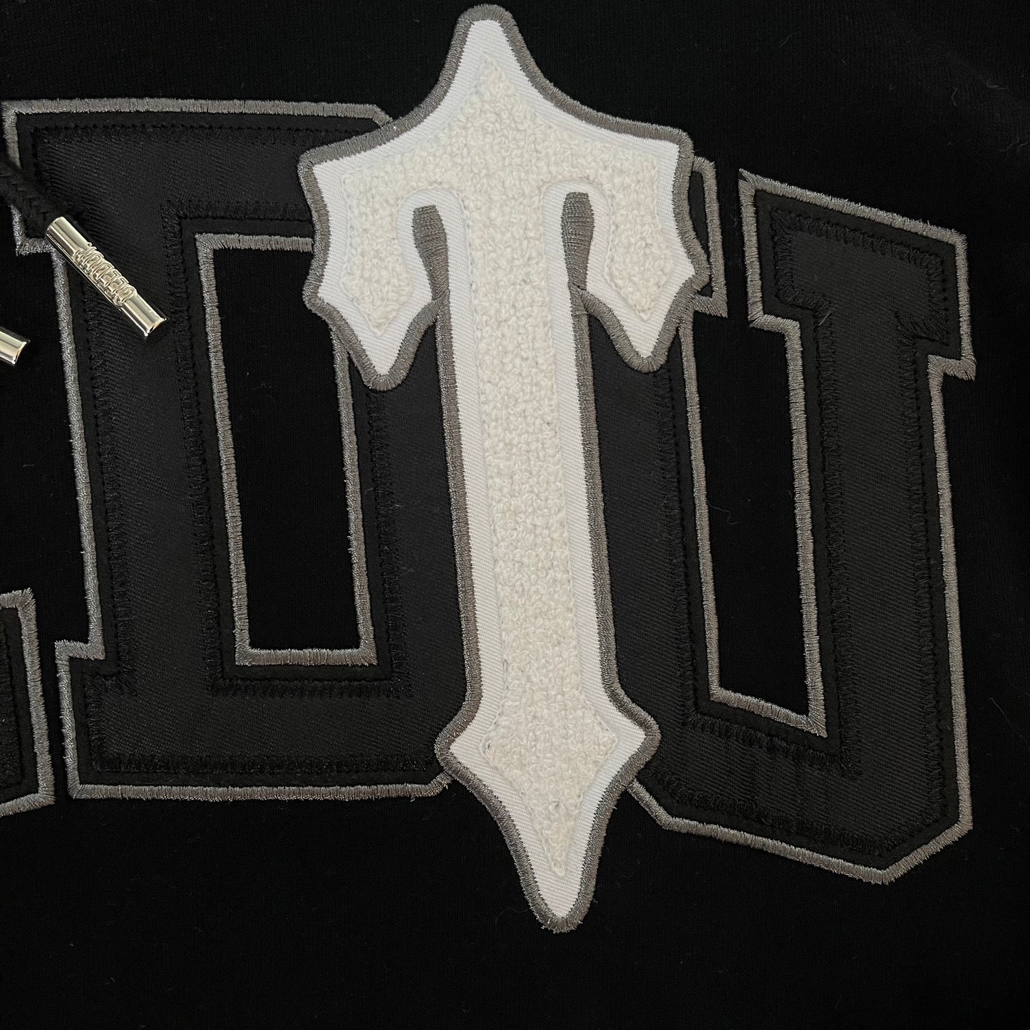 Geedup Co x Trapstar Team Logo x Irongate T Hoodie - Black/White (2025)