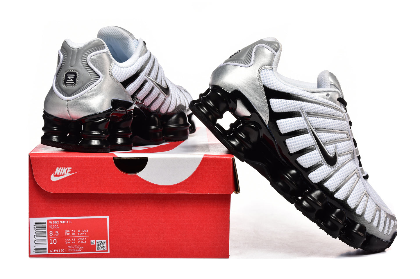 Nike Shox Silver / Black