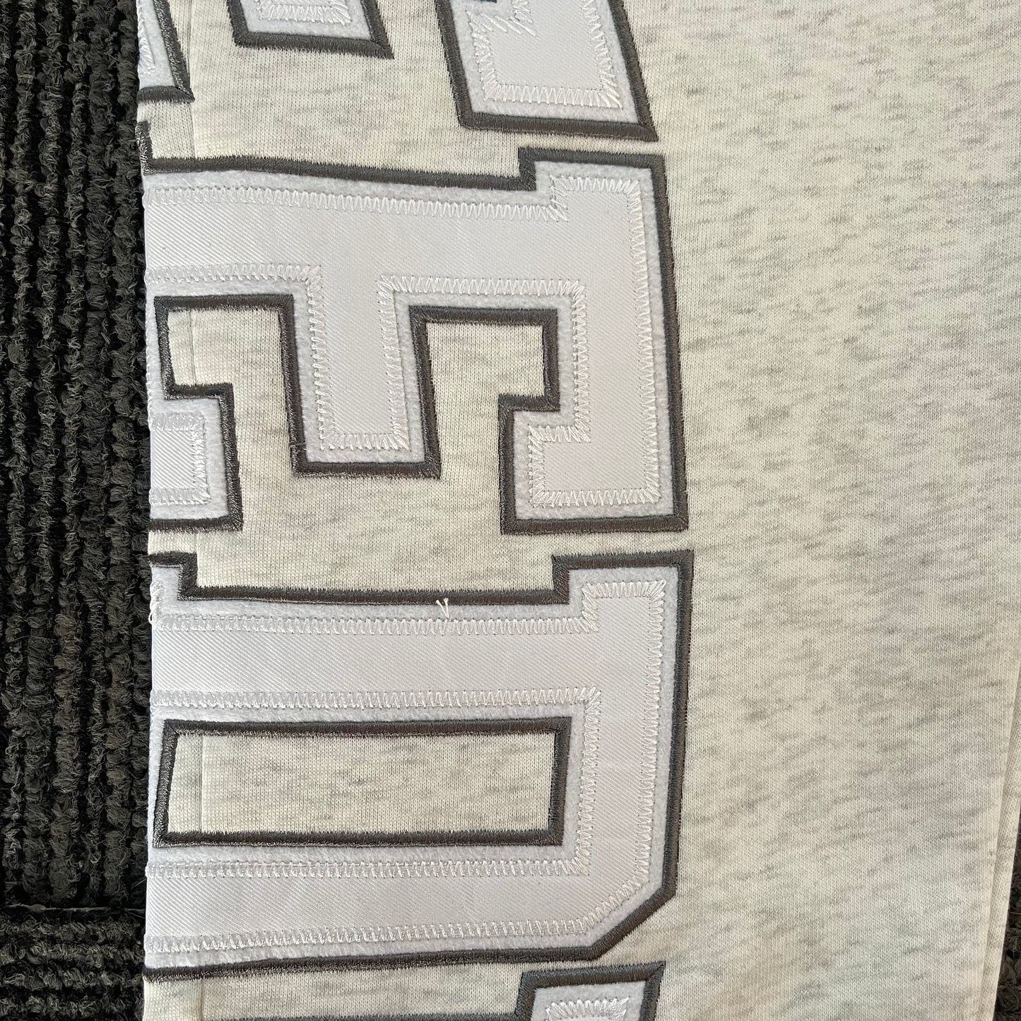 Geedup x Trapstar Team Logo x Irongate T Track Pants 'White Marle / Grey' (2025)