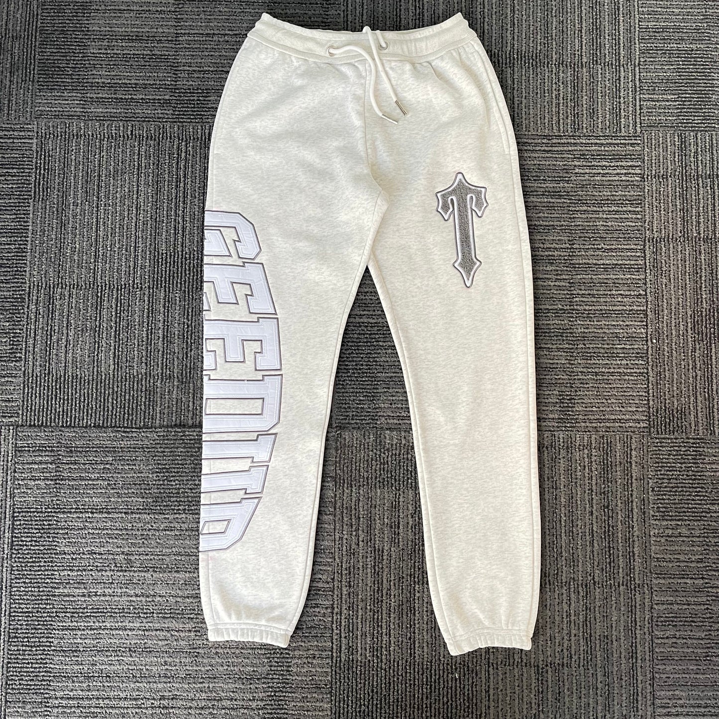 Geedup x Trapstar Team Logo x Irongate T Track Pants 'White Marle / Grey' (2025)