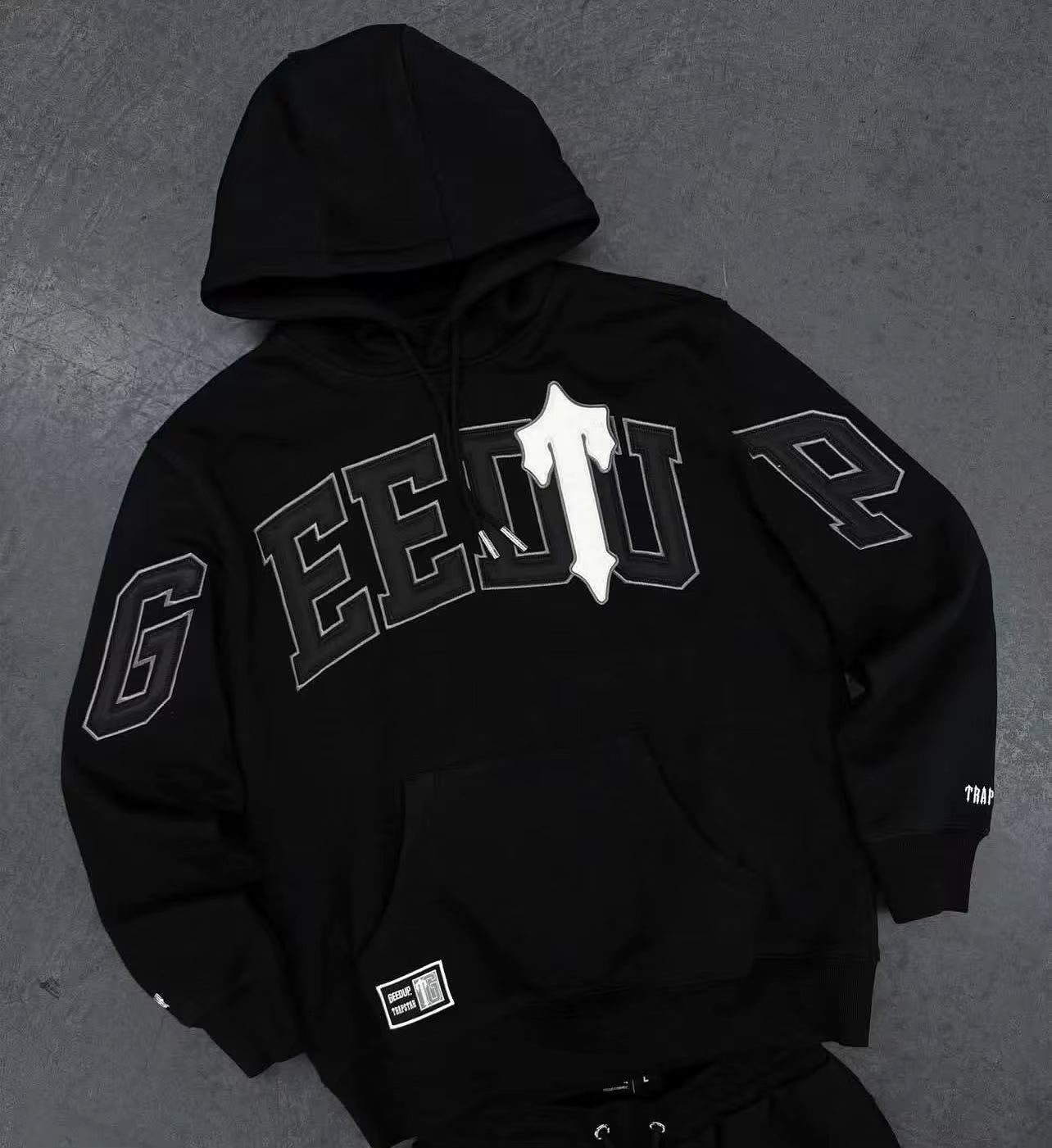 Geedup Co x Trapstar Team Logo x Irongate T Hoodie - Black/White (2025)