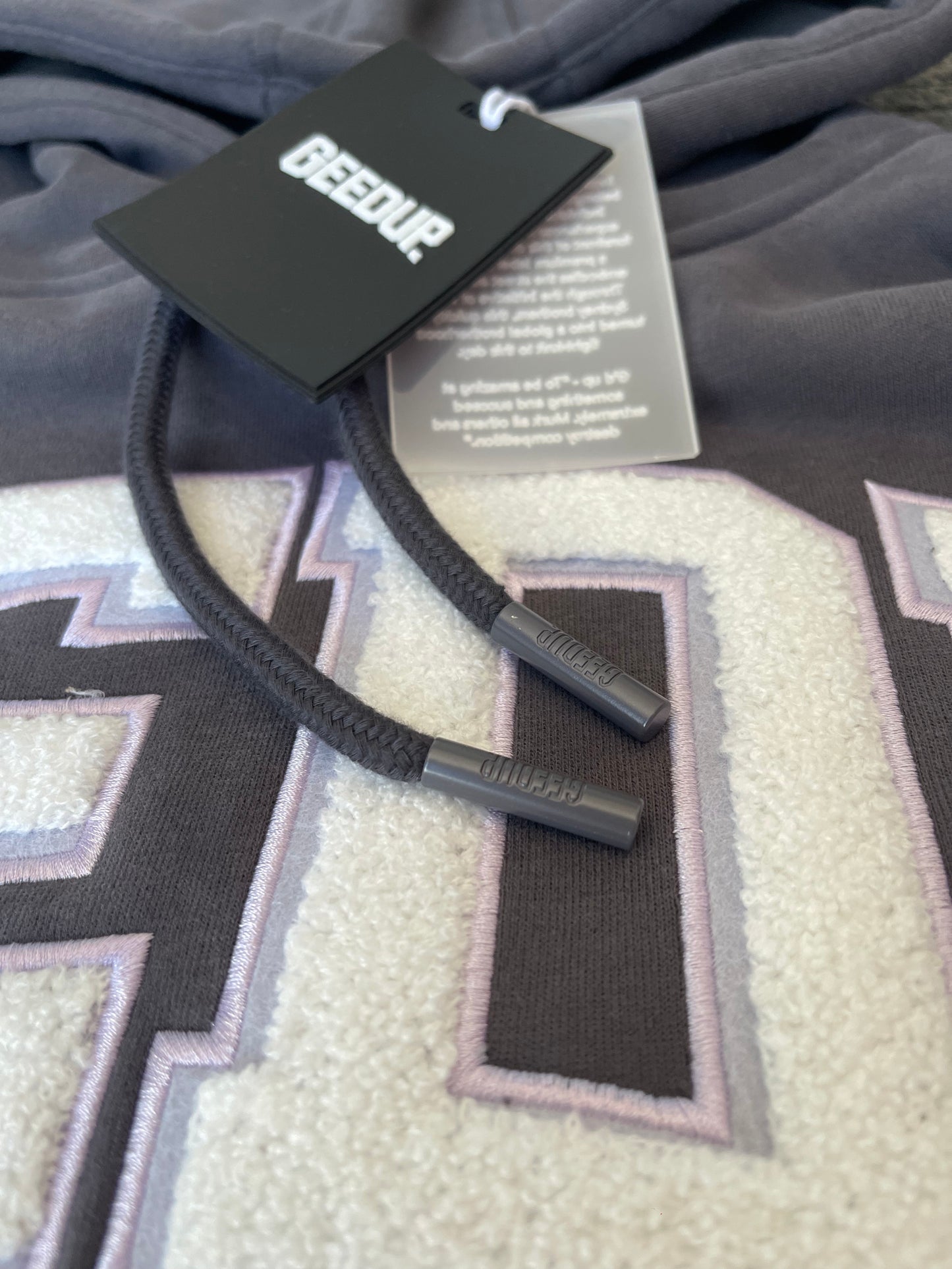 Geedup Team Logo Hoodie 'Asphalt Grey / White' (2023)