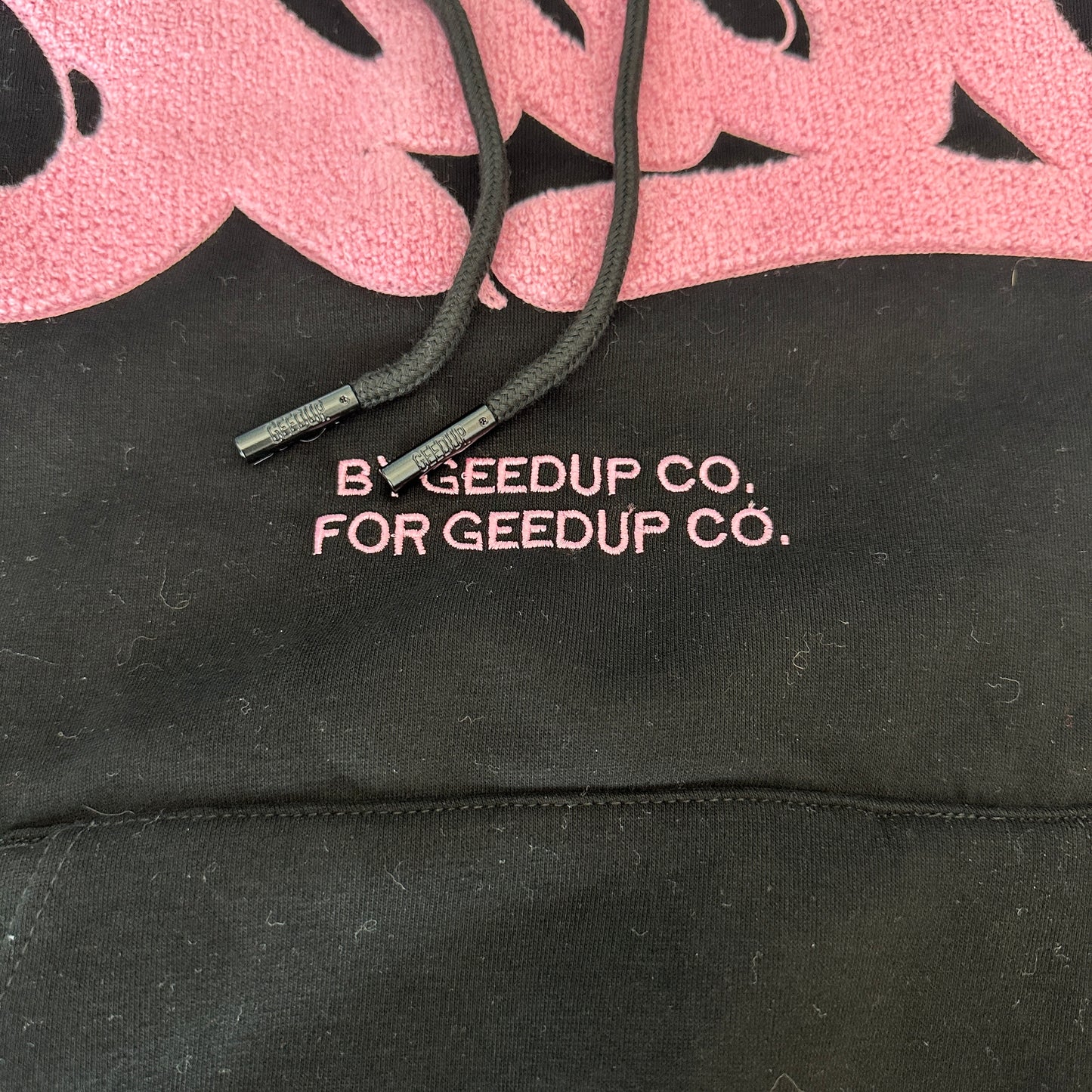 Geedup Handstyle Hoodie 'Black / Pink' (2022)