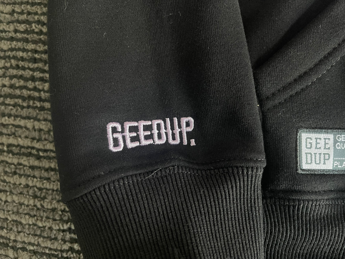 Geedup Handstyle Hoodie 'Black / Lavender' (2024)